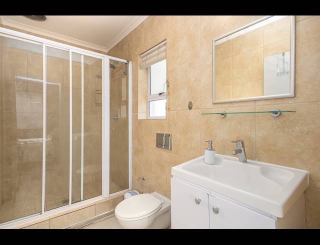 3 BEDROOM FREEHOLD TO LET IN TABLE VIEW